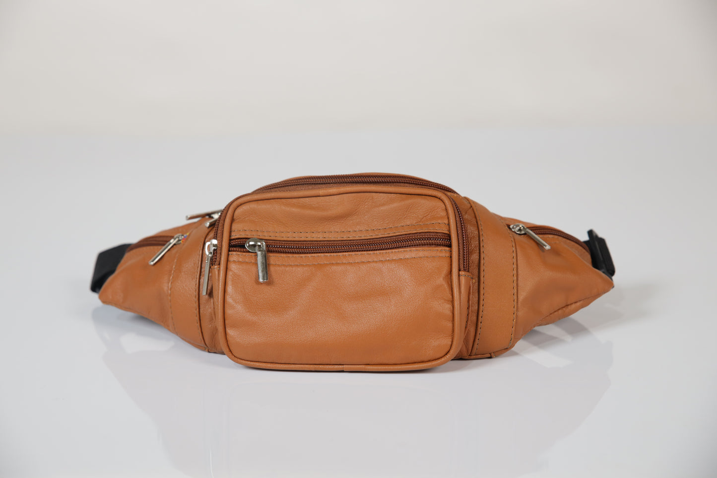 Riñonera Unisex en cuero delgado